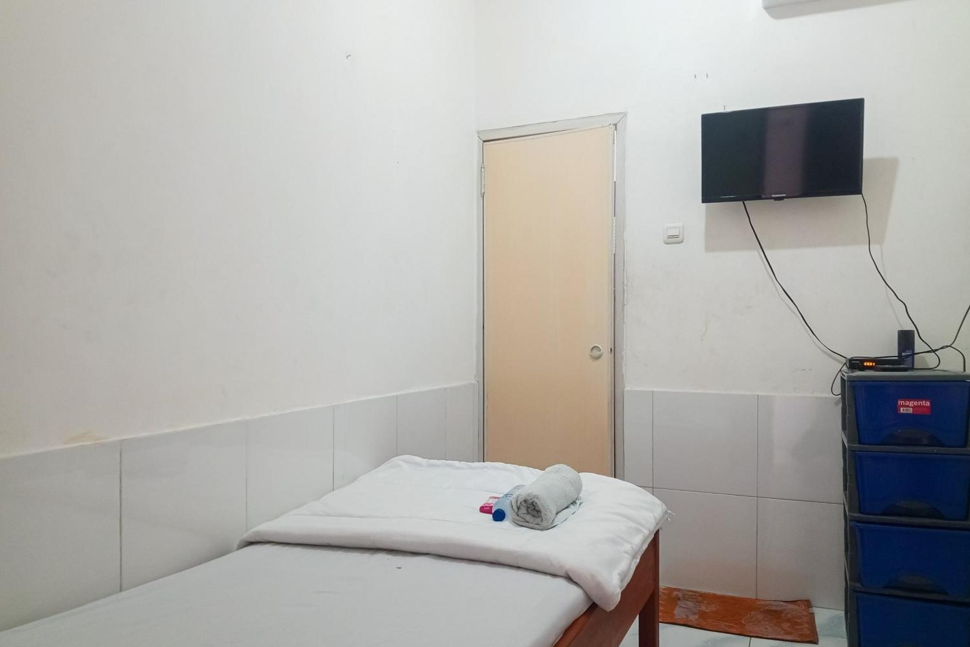 Malibu Syariah Bogor Redpartner Hotel Ngoại thất bức ảnh