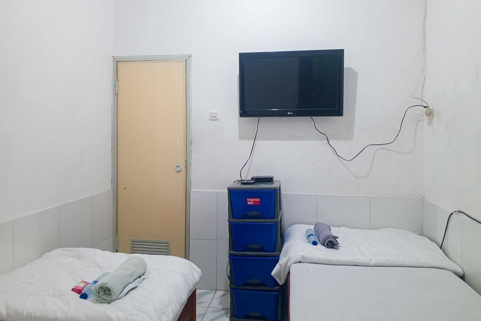 Malibu Syariah Bogor Redpartner Hotel Ngoại thất bức ảnh