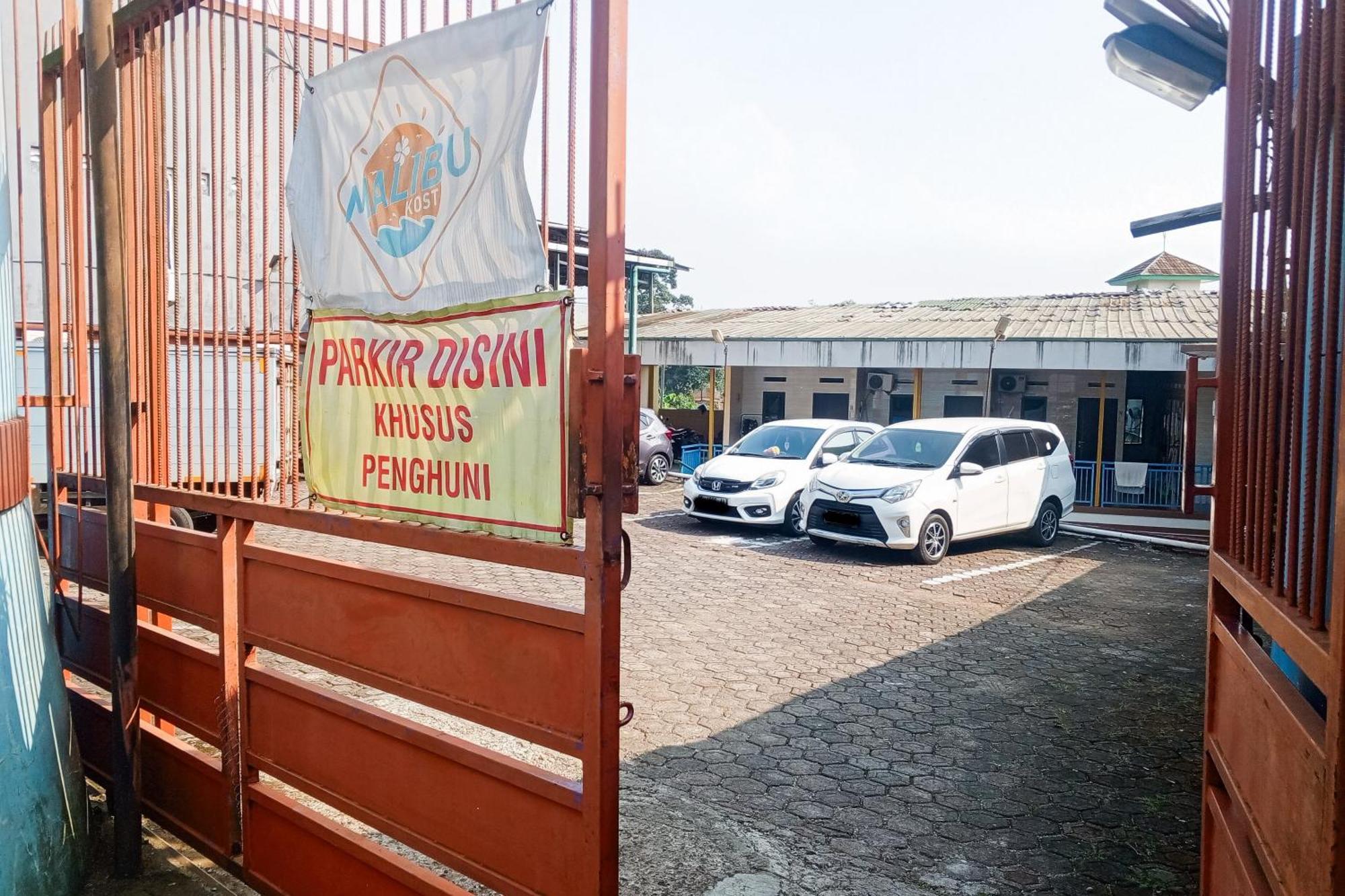 Malibu Syariah Bogor Redpartner Hotel Ngoại thất bức ảnh